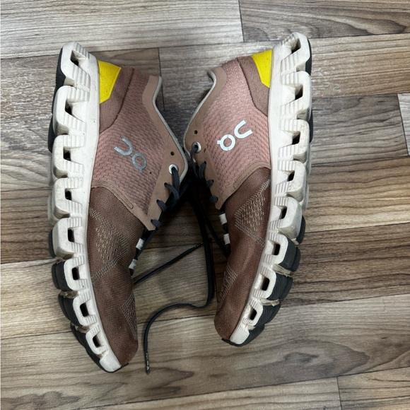 On women’s cloud X Running Shoes Mocha/Sand size 8/39 preowned condition - Picture 10 of 11